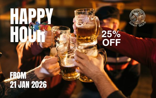 Friends enjoying discounted drinks during happy hour at Sunny Gecko Lamai